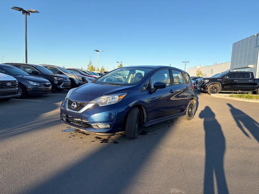 2017 Nissan Versa Note SV 1.6L Hatchback | Heated Bucket Seats Blue