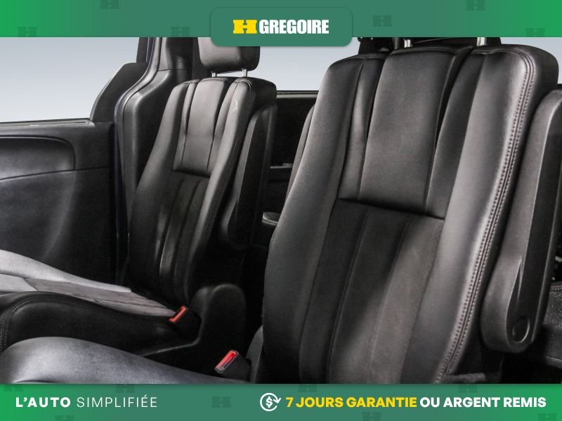 2020 Dodge GR Caravan Blue Laval - photo #26