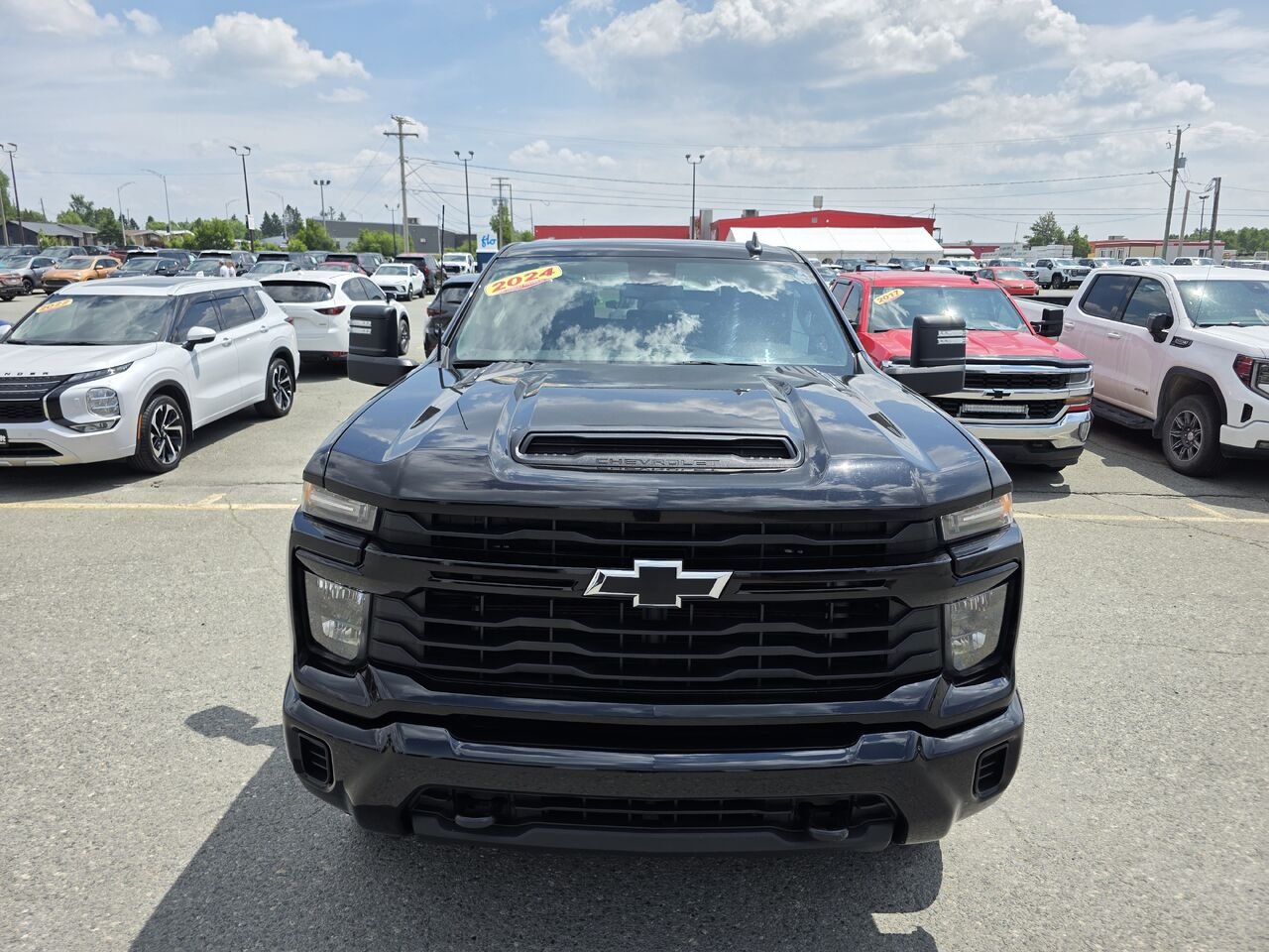 2024 Chevrolet Silverado 2500HD Custom Black Rouyn-Noranda - photo #9