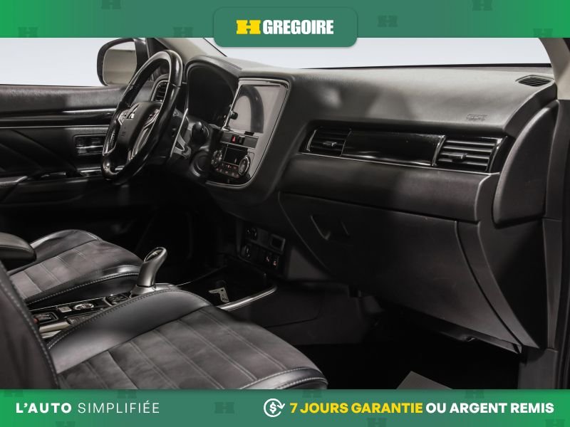 2019 Mitsubishi Outlander Plug-In Hybrid Silver Saint-Eustache - photo #28