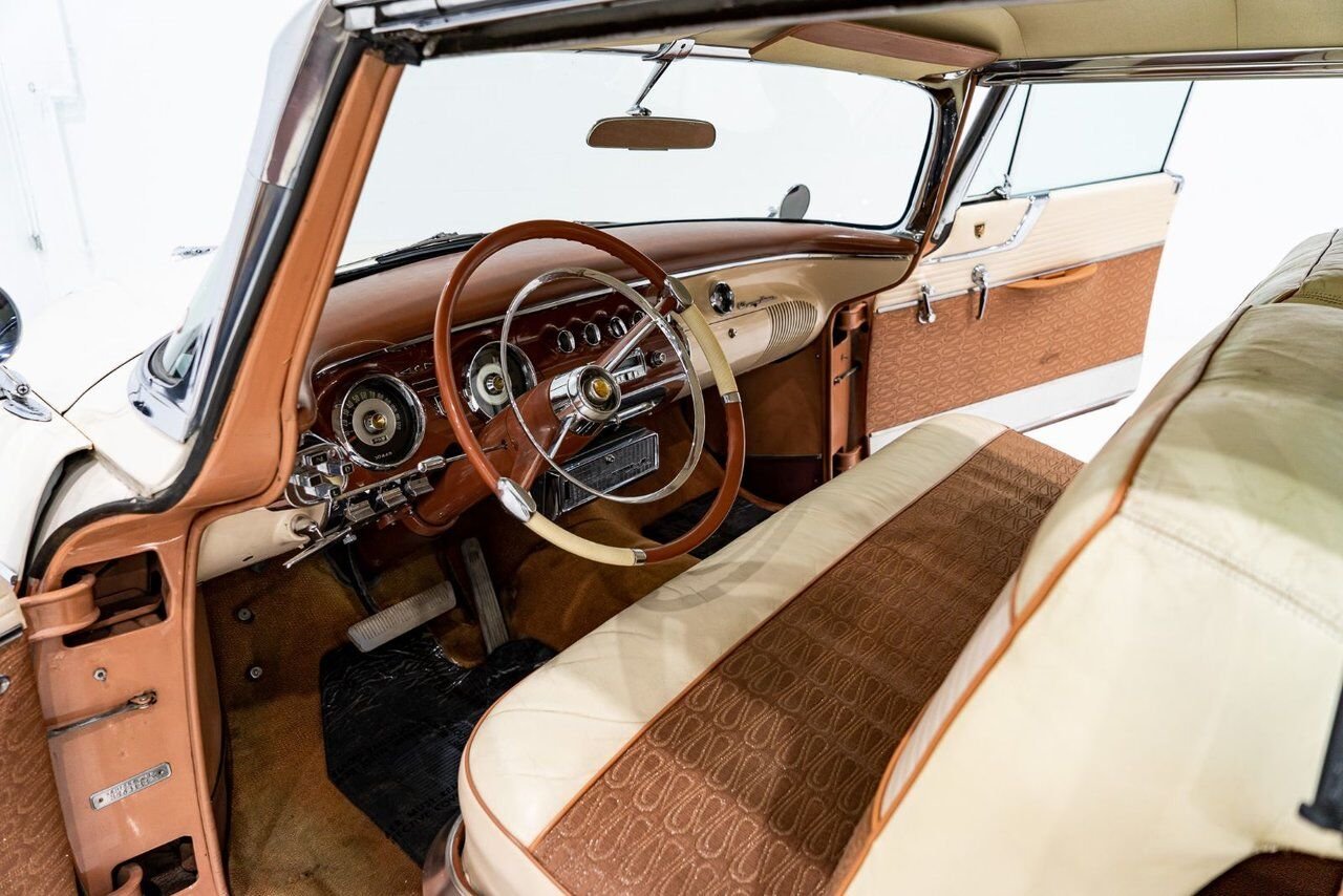 Chrysler New Yorker PRICE IN USD Fantastic driver with extensive documentation | PRICE IN USD 1956 Beige Montréal - photo #7