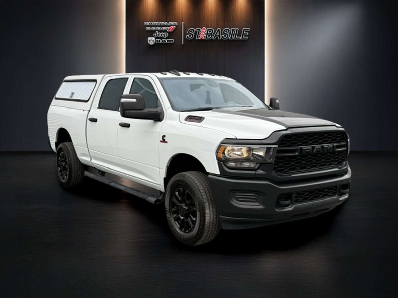 2024 Ram 2500 White Saint-Basile-le-Grand - photo #2