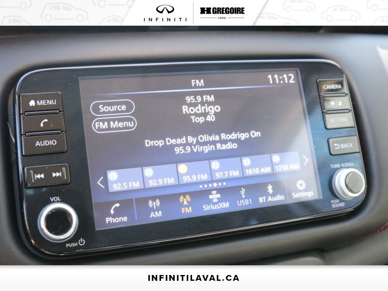 Nissan Kicks IT2514 | SR * Mag * Caméra * Carplay * Cuir 2024 Gris Laval - photo #16