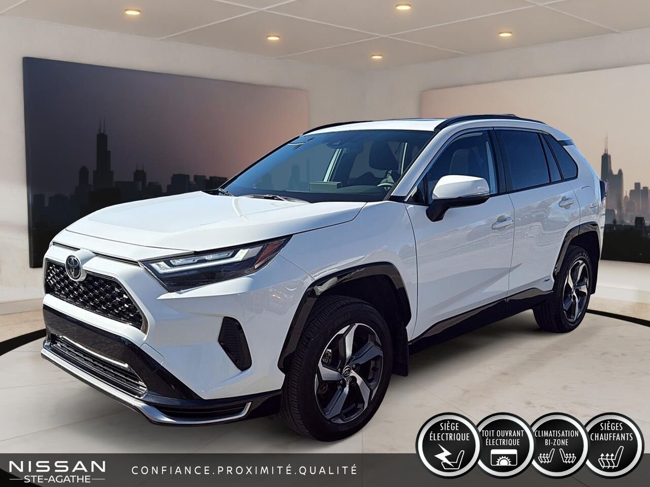Toyota RAV4 hybride rechargeable 2025 Blanc Saint-Jérôme - photo #0