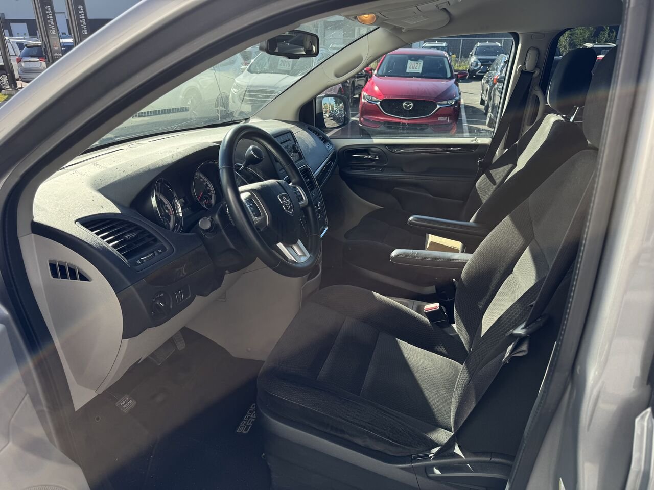 2017 Dodge Grand Caravan Silver Saint-Eustache - photo #6
