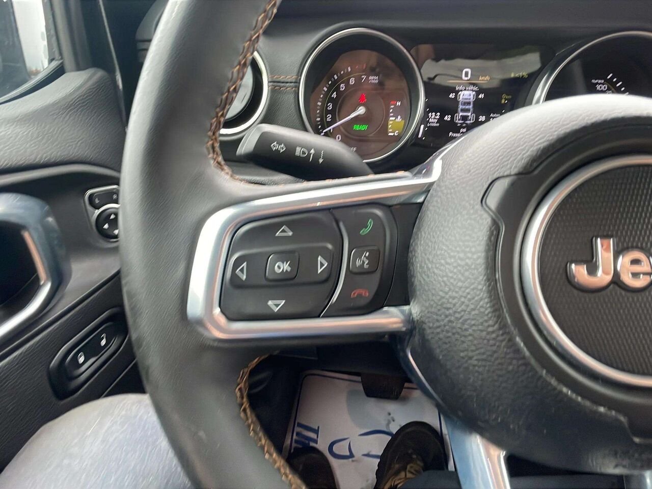 2023 Jeep Wrangler Black Gatineau - photo #11
