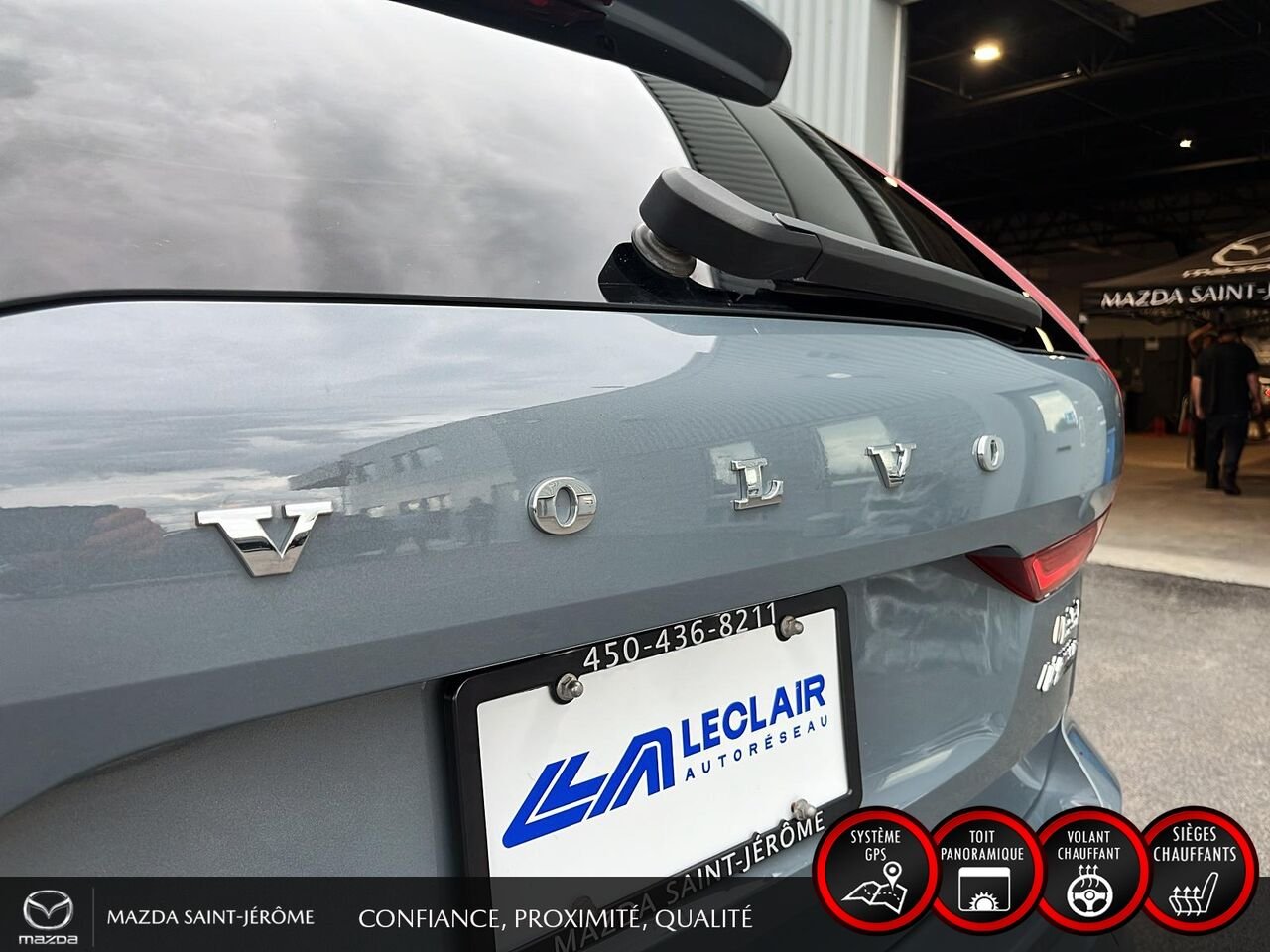 2024 Volvo XC60 B5 PLUS DARK THEME | AWD | CAMÉRA 360 | TOIT PANO | Grey Saint-Jérôme - photo #7