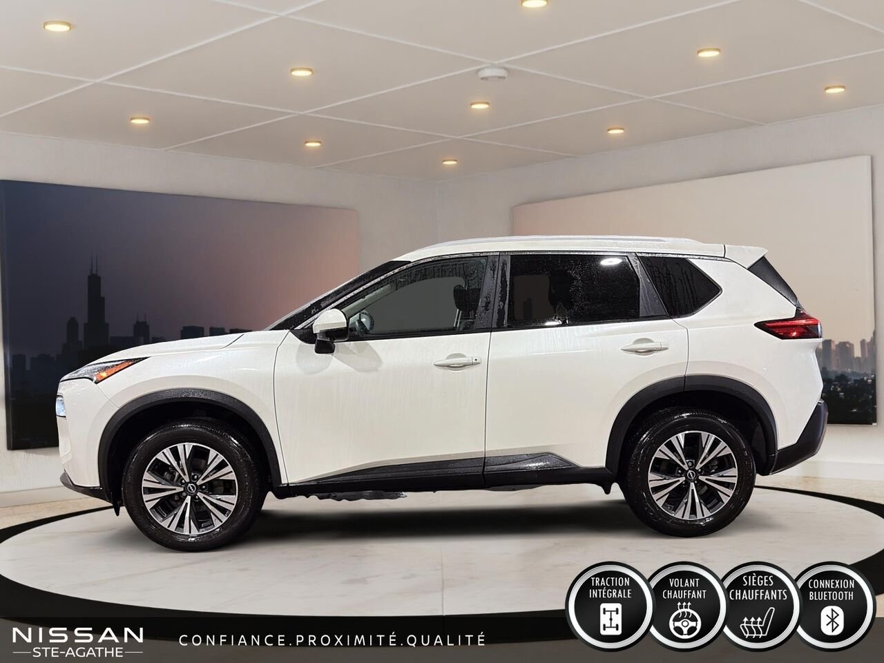 Nissan Rogue SV TI avec ensemble toit ouvrant 2023 Blanc Saint-Jérôme - photo #5