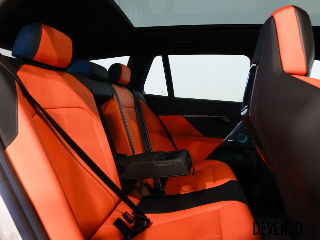 BMW M5 2026 Blanc Saint-Eustache - photo #8