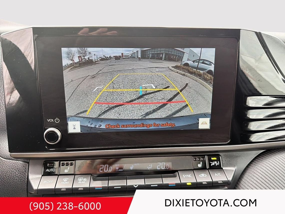 2026 Toyota Camry Power Sunroof, Leather Interior, Heated Seats, Alloy Wheels, Heated Steering Wheel, Bluetooth Midnight Black Metallic Mississauga - photo #29