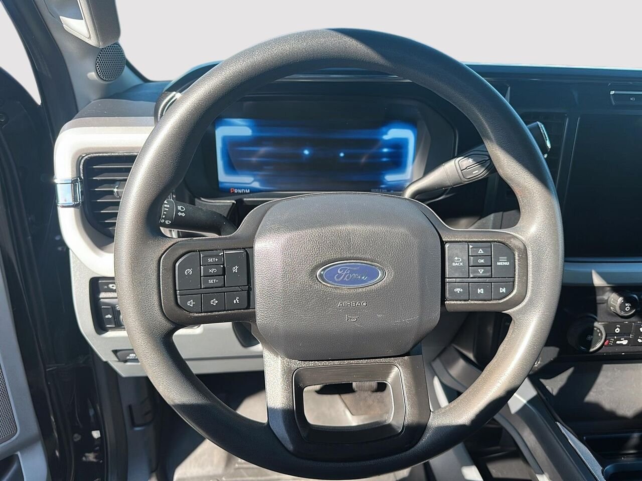 2024 Ford Super Duty F-250 SRW Black Rouyn-Noranda - photo #9