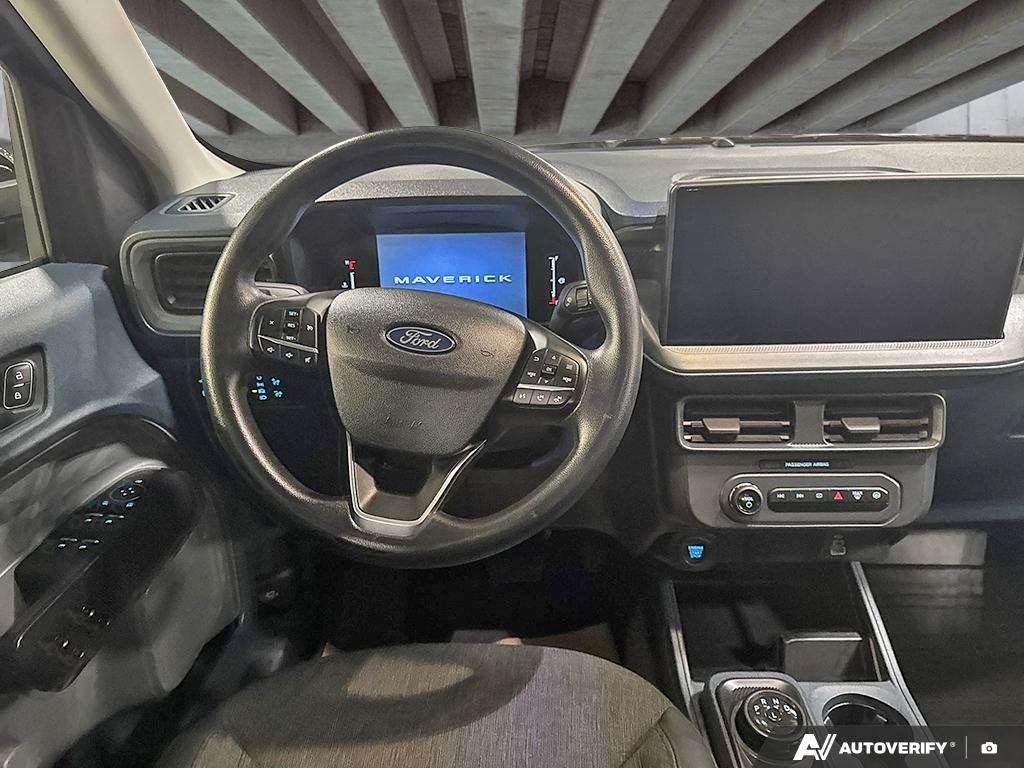 2025 Ford Maverick 2602519B | XLT | W8J Black Edmonton - photo #12