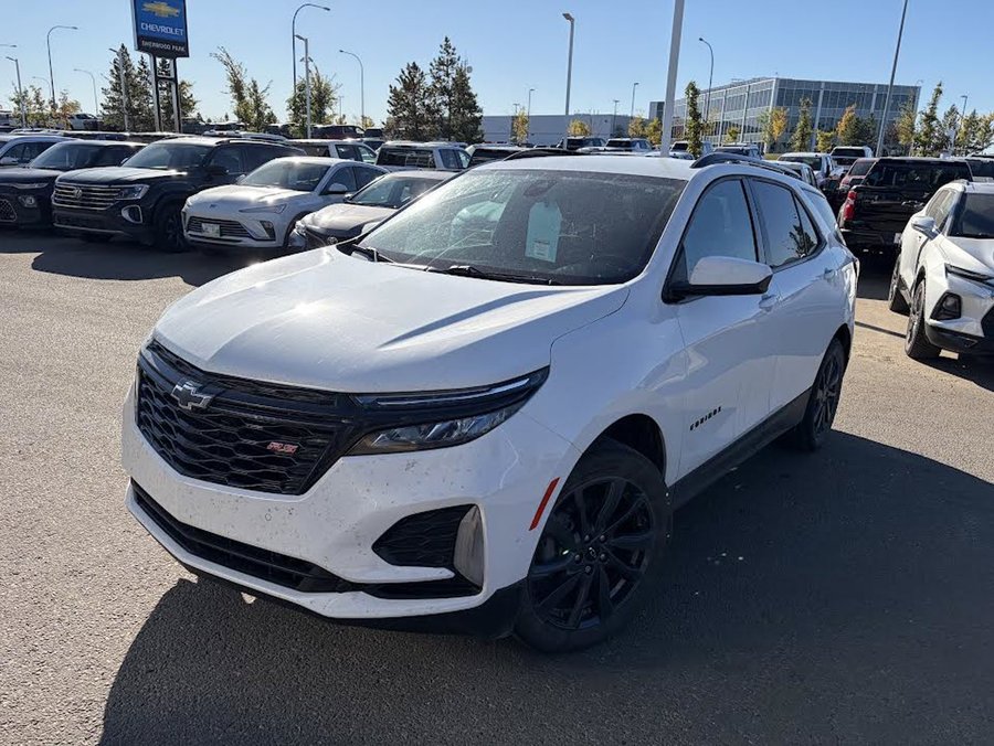 2024 Chevrolet Equinox RS 1.5L | Dark Essentials Package White