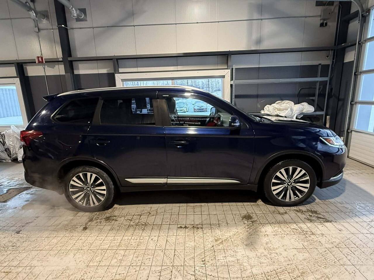 2020 Mitsubishi Outlander Blue Rouyn-Noranda - photo #5