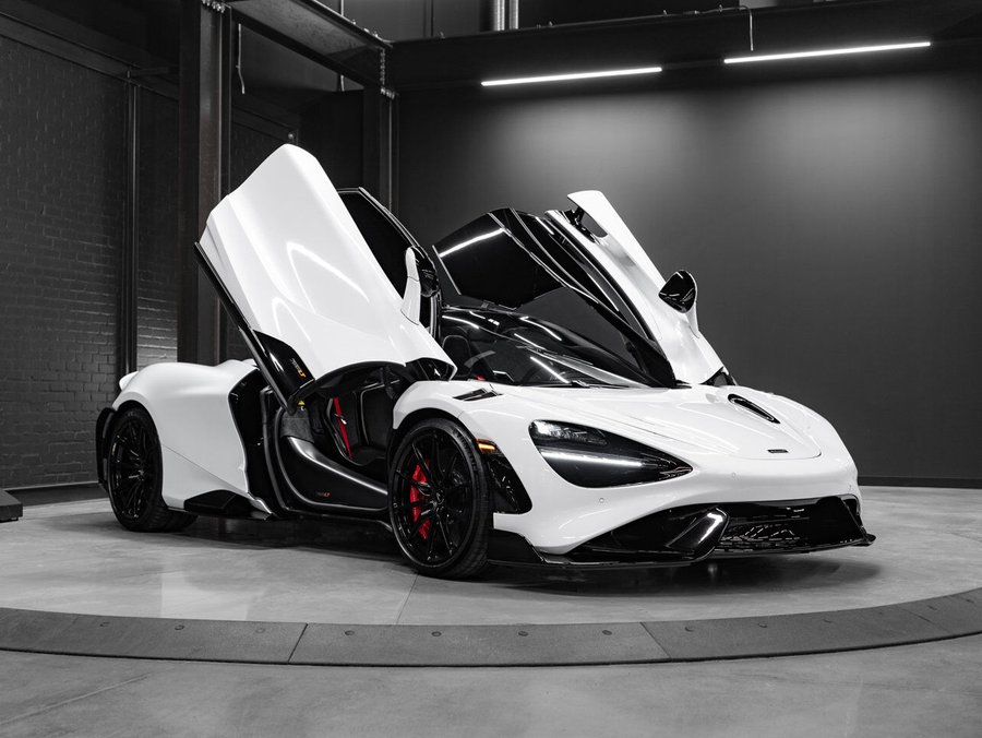 2021 McLaren 765LT 2021 White