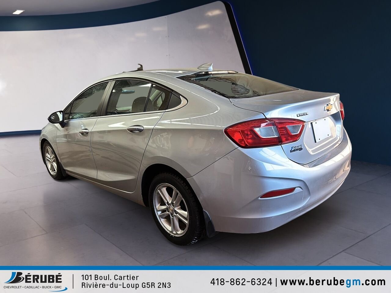 CHEVROLET CRUZE LT LT 1.6L berline 4 portes avec 1SH 2018 Argent Rivière-du-Loup - photo #3