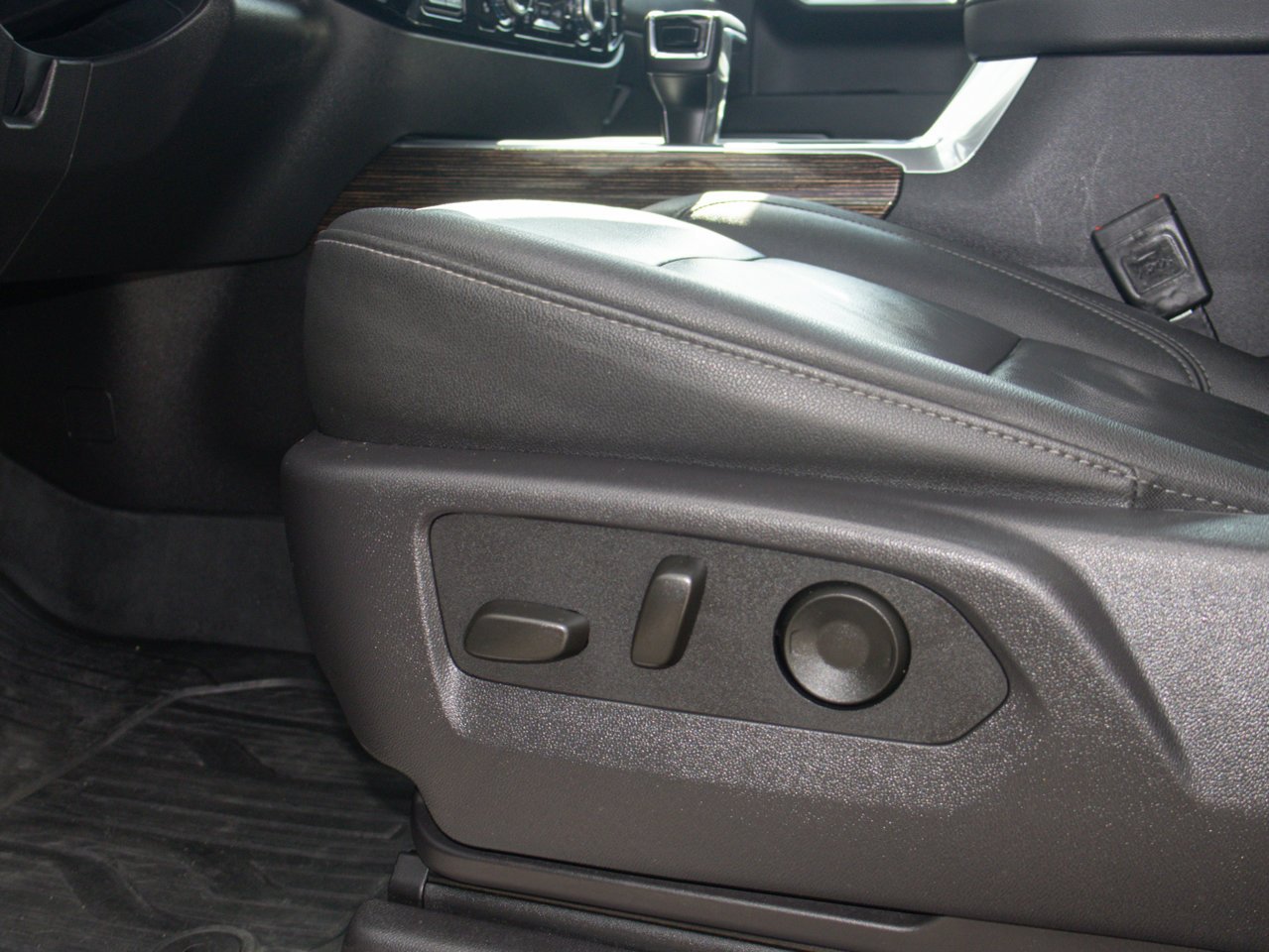2024 GMC Sierra 1500 4WD Crew Cab 147 Elevation Black Sherwood Park - photo #17
