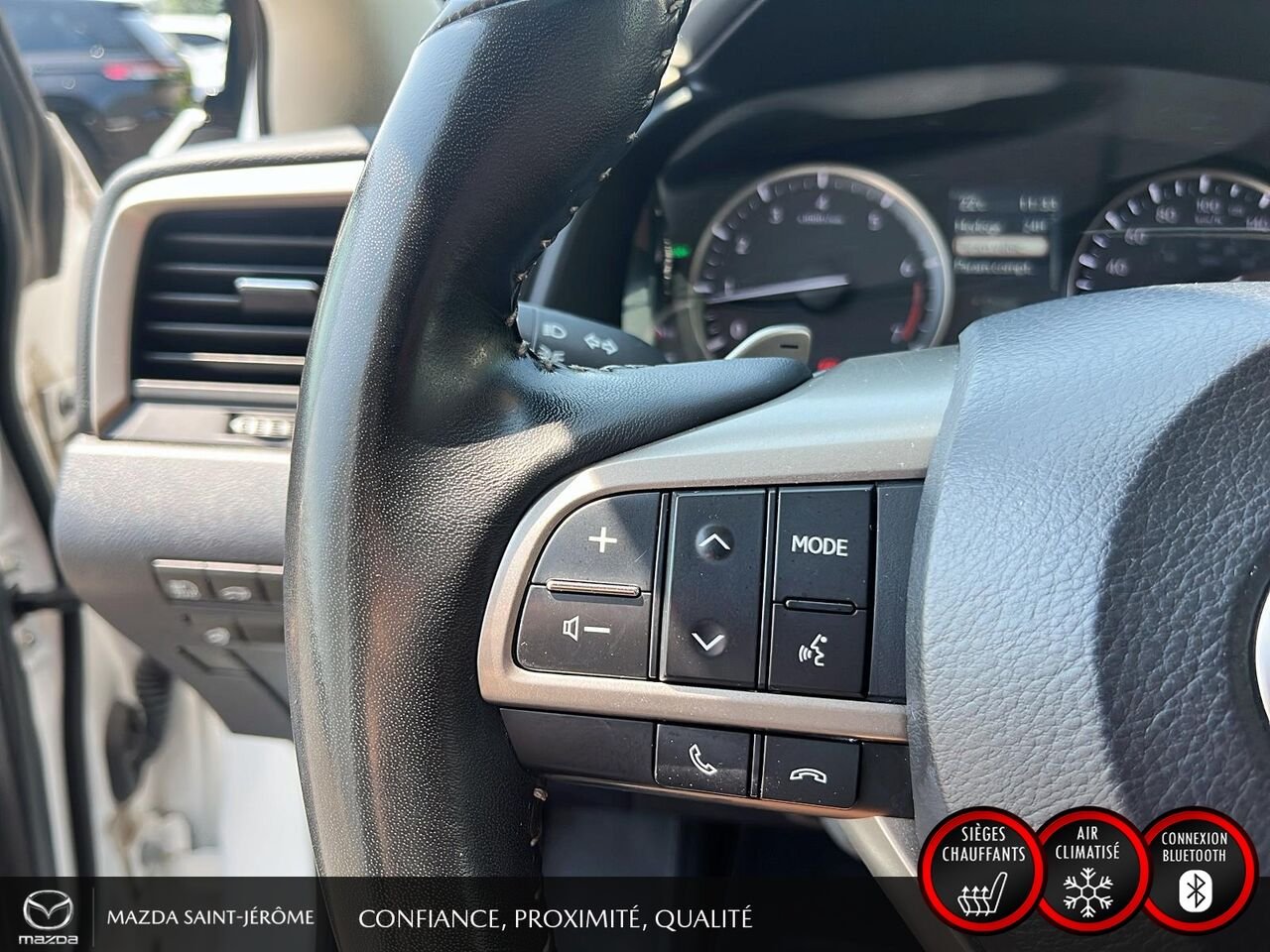 Lexus RX 2022 Blanc Ste-Agathe des Monts - photo #14