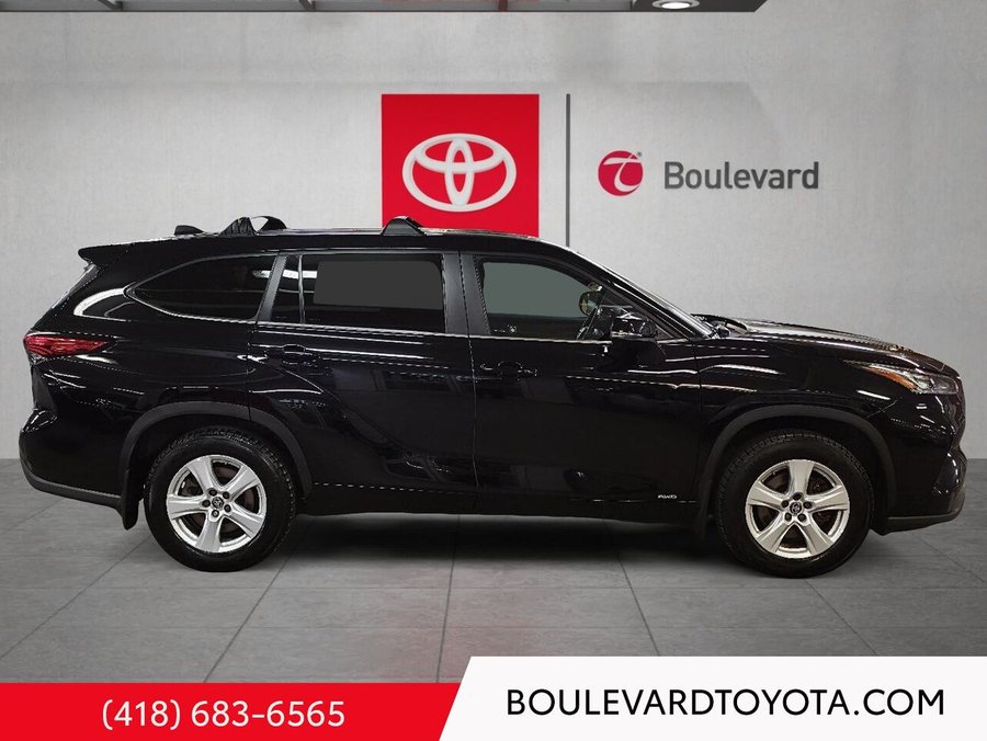2023 Toyota Highlander LE, HYBRIDE, AWD Black