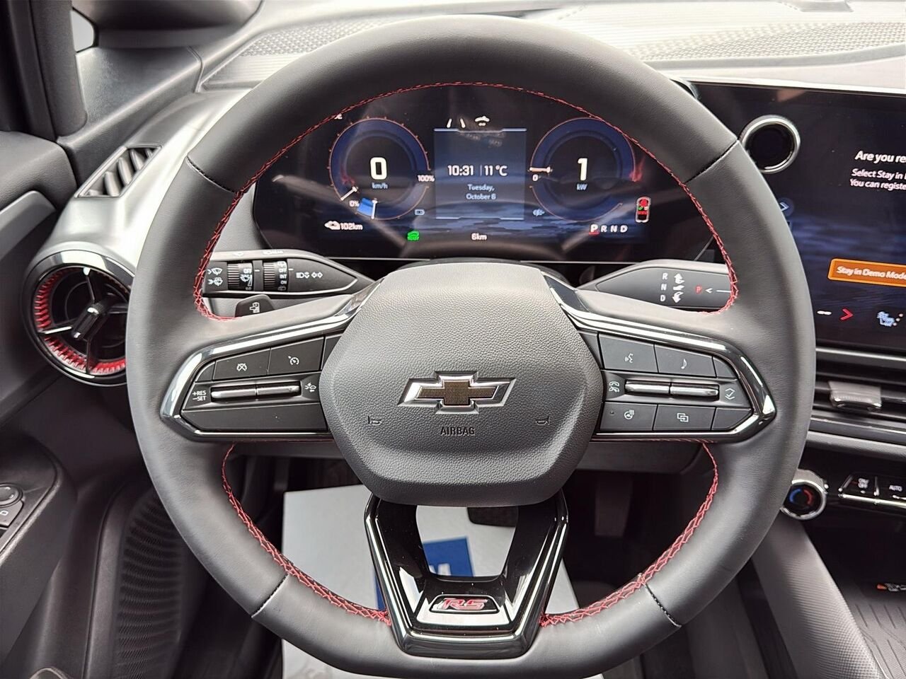 2027 CHEVROLET Equinox EV RS POLAR WHITE TRICOAT Saint-Hyacinthe - photo #11