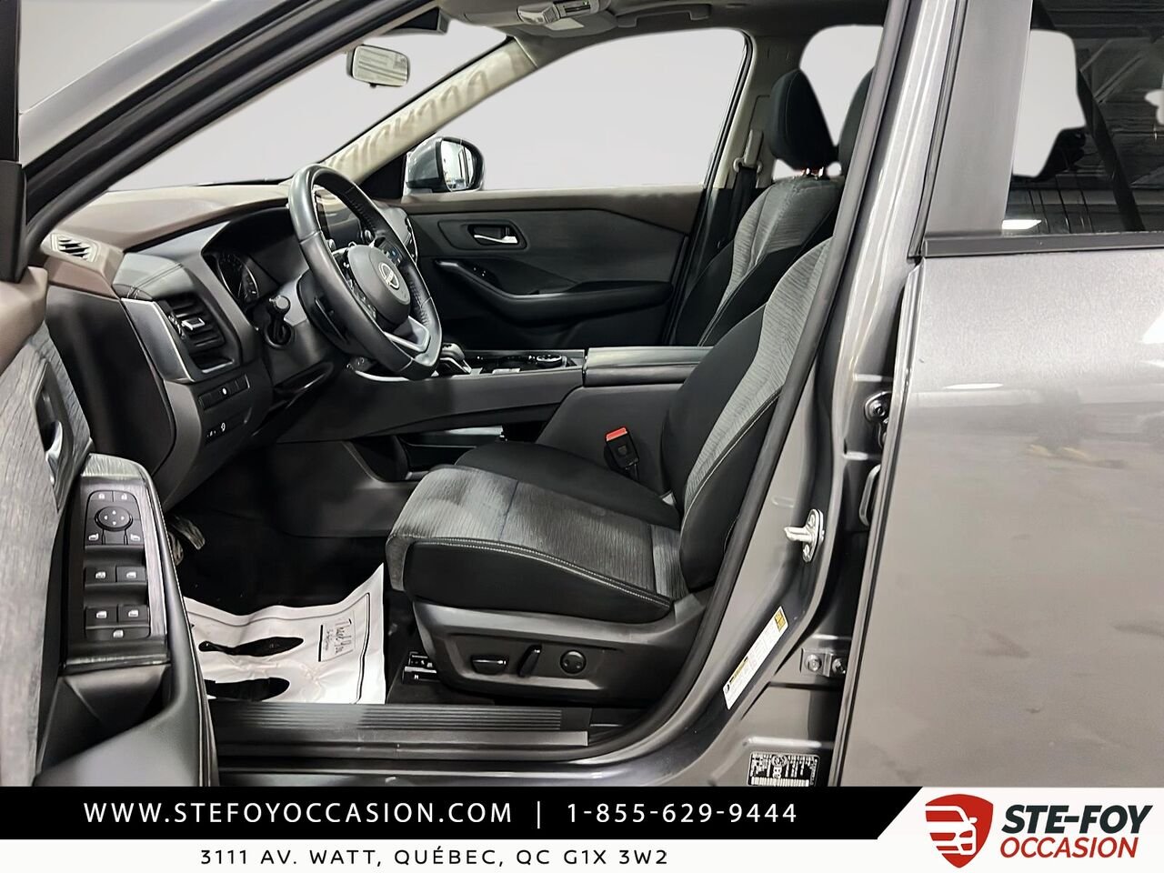 2023 Nissan Rogue Grey Québec - photo #8