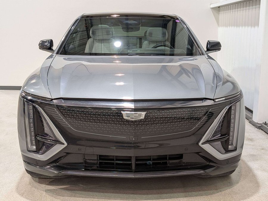 2024 Cadillac LYRIQ 4dr Sport w/1SK Silver