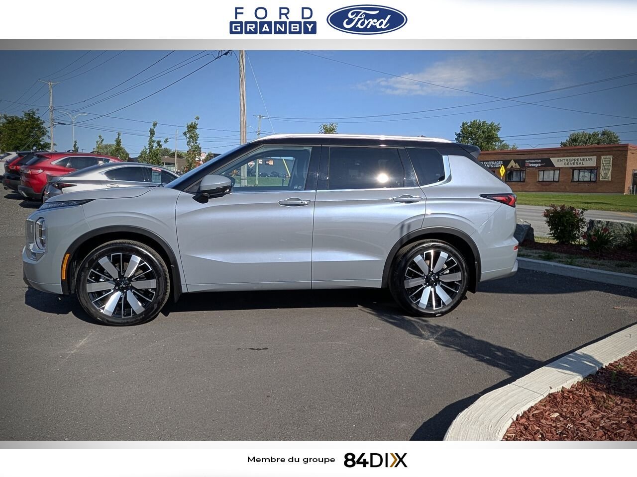 2025 Mitsubishi Outlander Blue Granby - photo #3