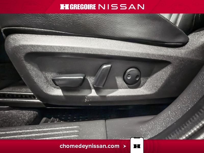 2023 Nissan Rogue Grey Laval - photo #17