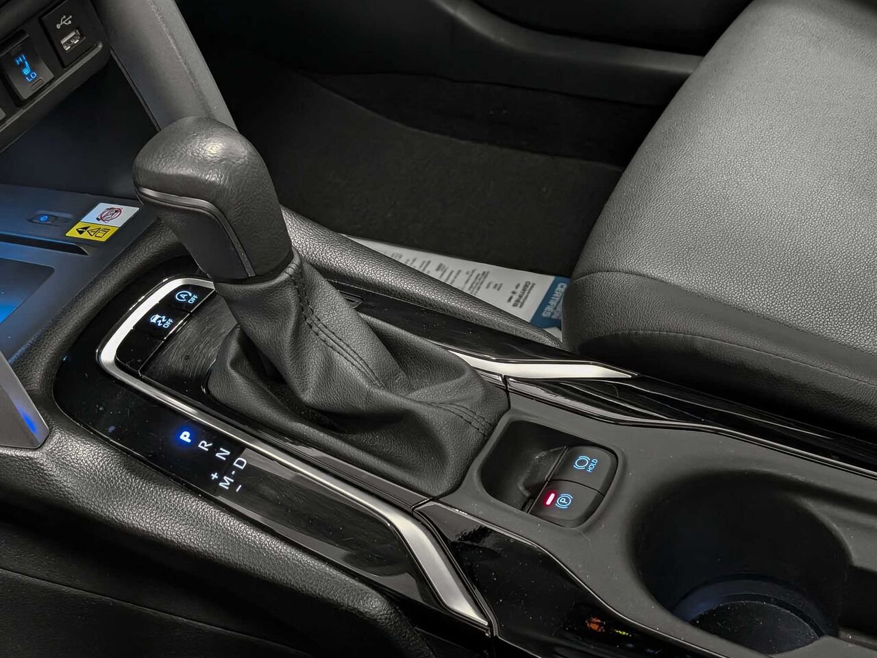 Toyota Corolla Cross AWD XLE AWD Cuir Toit Ouvrant Volant Chauffant 2022 Gris Sherbrooke - photo #15