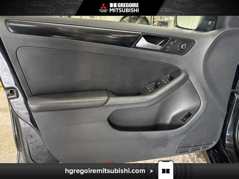 2017 Volkswagen Jetta Black Blainville - photo #11
