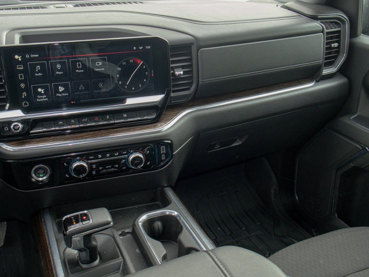2024 GMC Sierra 1500 4WD Crew Cab 147 Elevation Black Sherwood Park - photo #31