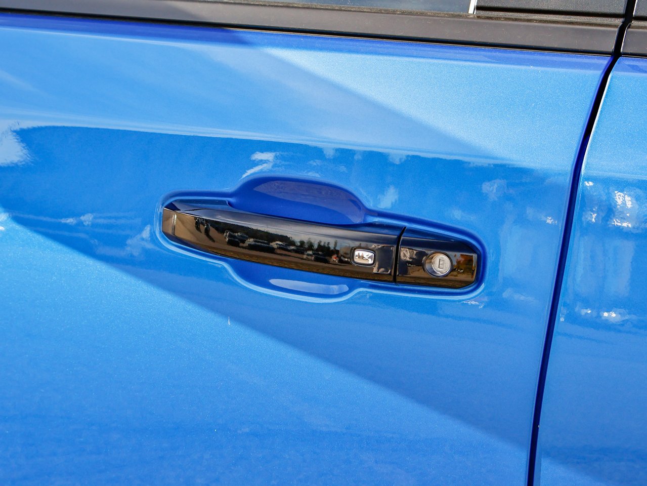 2025 Chevrolet Silverado 1500 4WD Crew Cab 147 ZR2 Blue Sherwood Park - photo #8