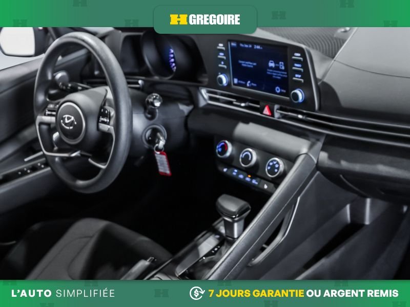 2022 Hyundai Elantra Red Saint-Eustache - photo #24