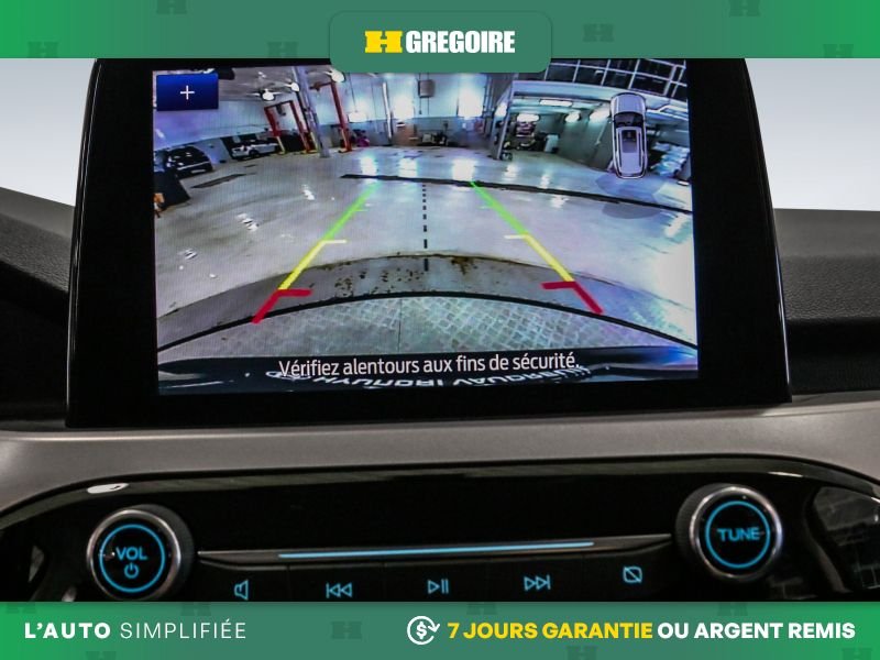 2022 Ford Escape Grey Laval - photo #25