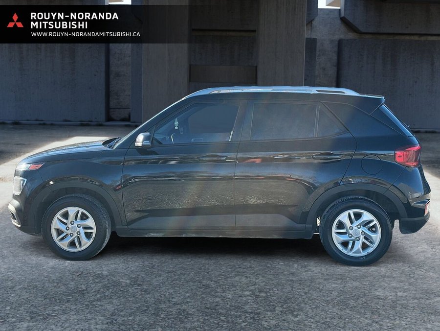 Hyundai Venue Preferred IVT 2023 Noir