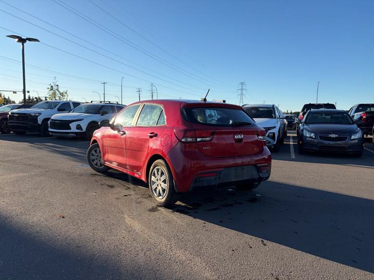 2022 Kia Rio 5-door LX Premium IVT Red Sherwood Park - photo #3
