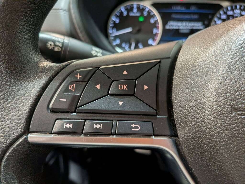 2024 Nissan Sentra SV CVT Black Val-David - photo #17