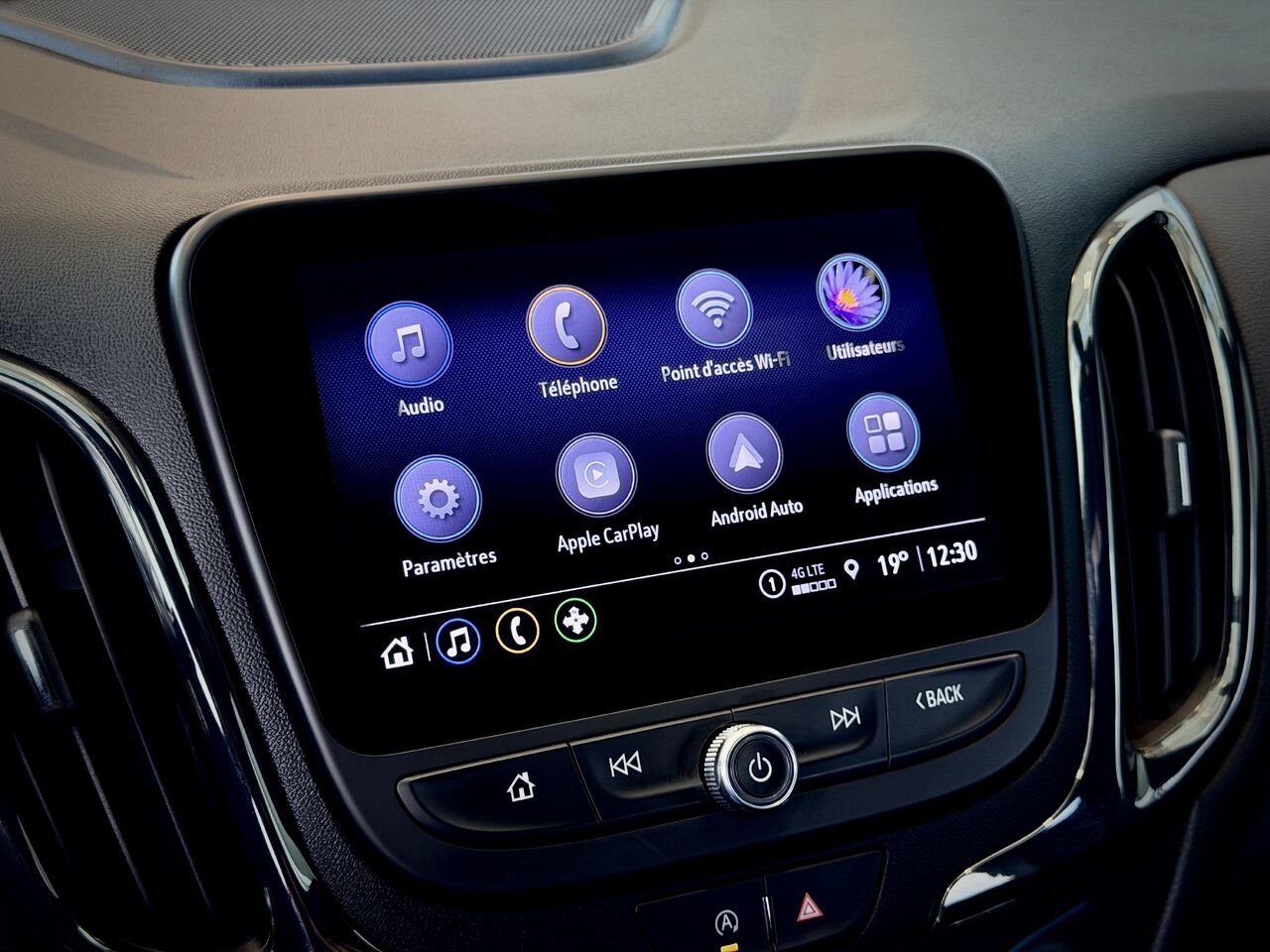 2024 Chevrolet Equinox White Notre-Dame-des-Prairies - photo #28