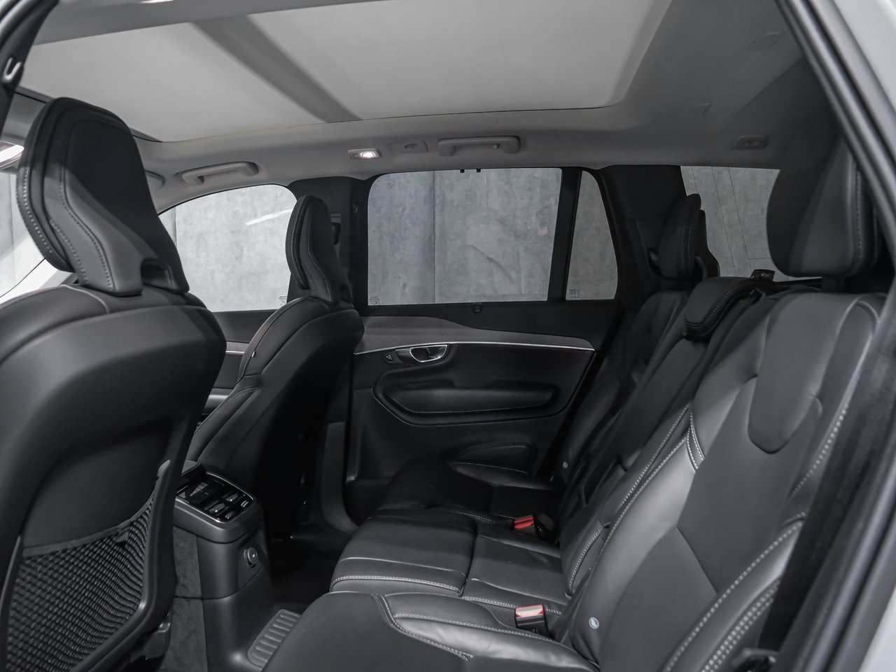 Volvo XC90 Plug-In Hybrid T8 ULTRA BRIGHT 2025 Gris Montréal - photo #10