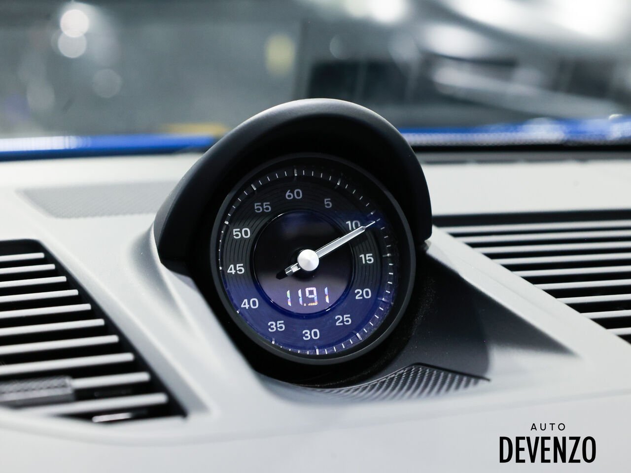 2023 Porsche 911 Blue Saint-Eustache - photo #17