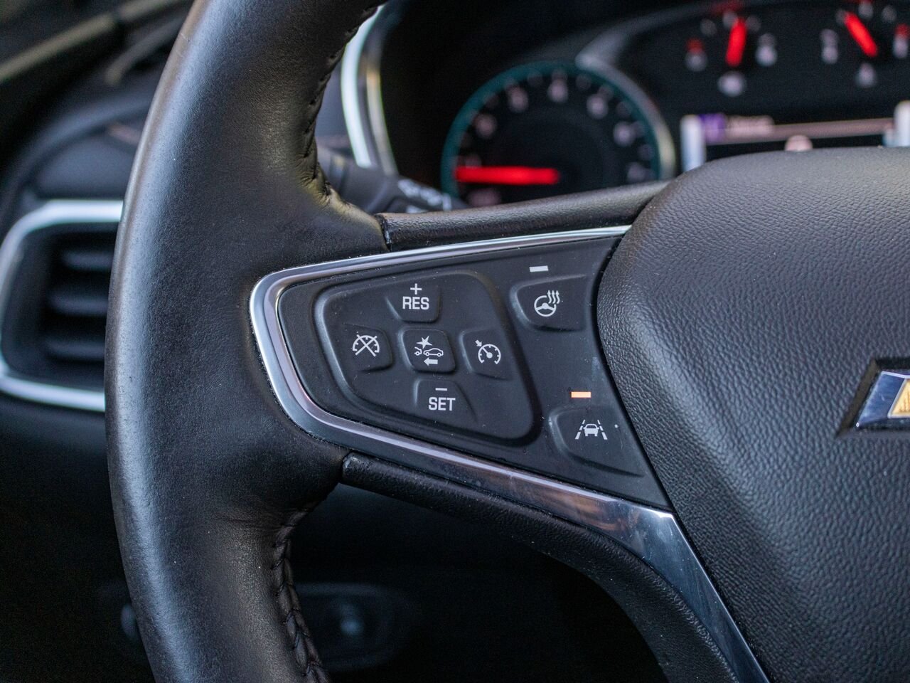 Chevrolet Equinox Premier , AWD 2018 Rouge Châteauguay - photo #12