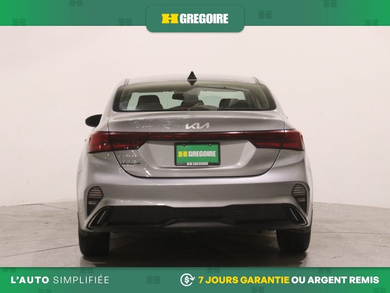2022 Kia Forte Silver Blainville - photo #7