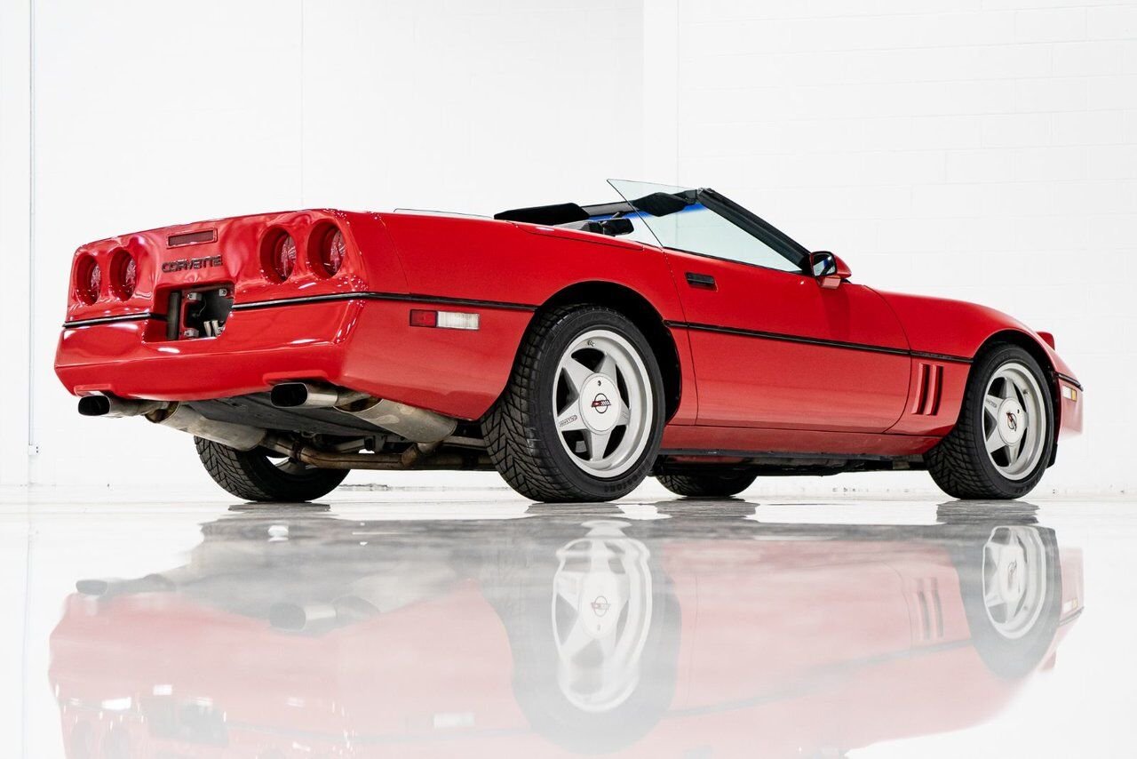 Chevrolet Corvette *PRIX EN USD* Callaway Turbo #123/400 built 1988 Rouge Montréal - photo #25