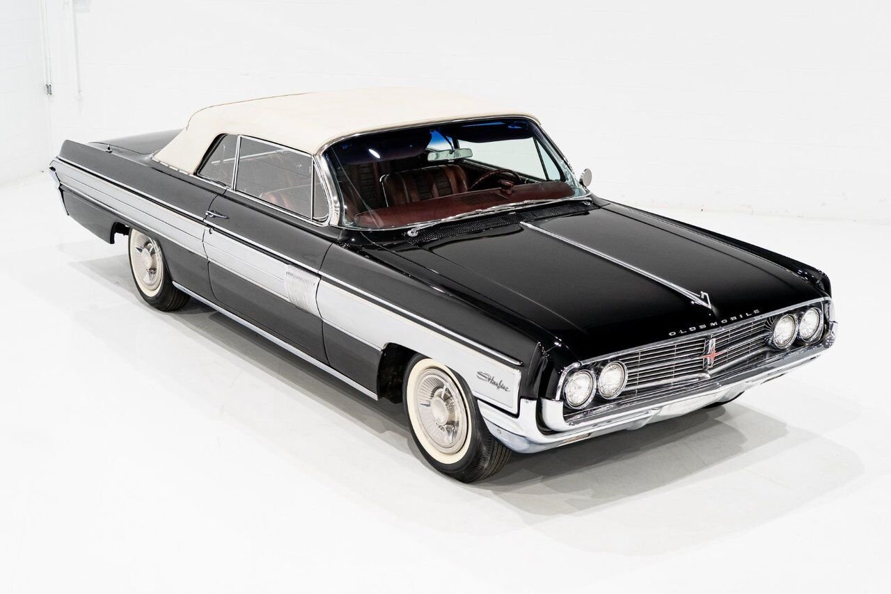 Oldsmobile Starfire Factory A/C. Single repaint and extensive ownership history **PRICE IN USD** 1962 Noir Montréal - photo #32