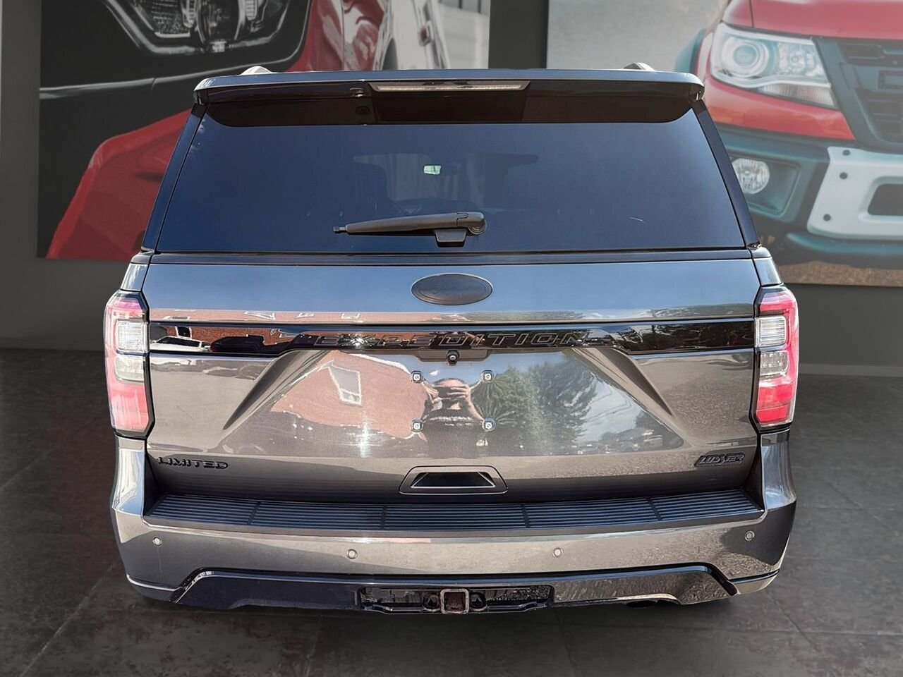2020 Ford EXPEDITION LIMITED Grey Saint-Hyacinthe - photo #2