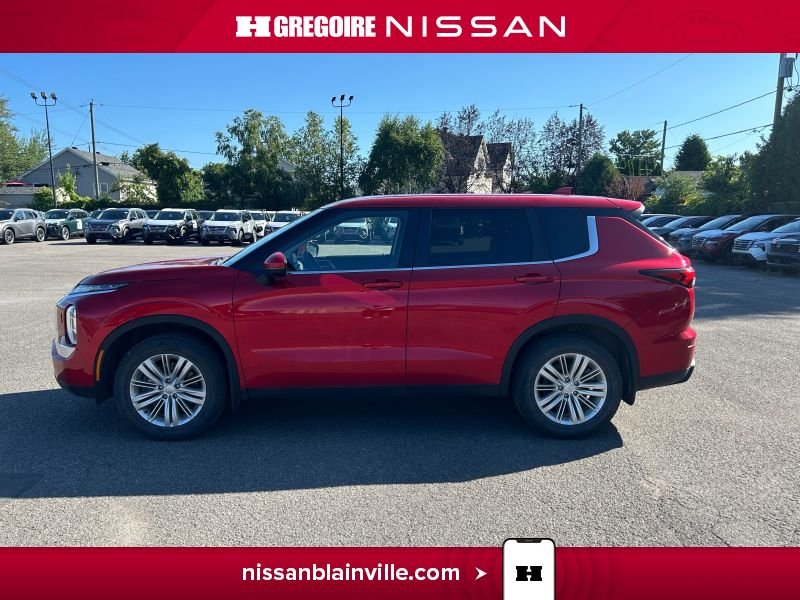 2024 Mitsubishi Outlander Red Blainville - photo #10
