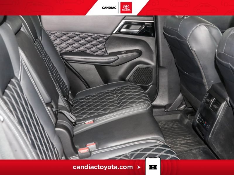 Mitsubishi Outlander PHEV 2023 Bronze Saint-Eustache - photo #32