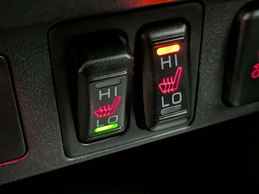 2025 Mitsubishi RVR Black