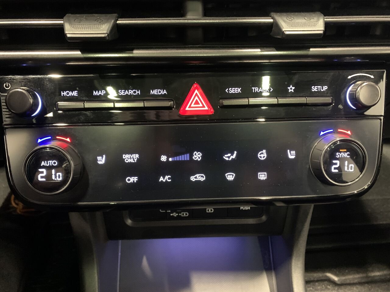 2025 Hyundai Tucson hybride AWD Red Châteauguay - photo #35