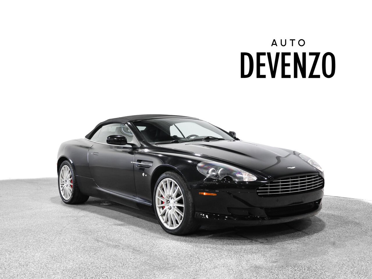 2009 Aston Martin DB9 Black Saint-Eustache - photo #1
